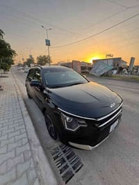 كيا نيرو هايبرد (2023) نضيفه وجديده رقم بغداد بسمي ماشية 20 الف كم الس...
