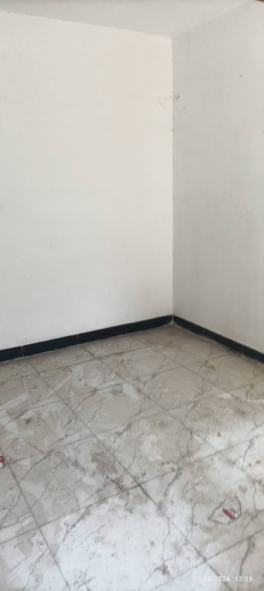 على بركة الله 

بيت طابقين لمساحه150متر زراعي سند 25 إقرار محكمه 

               الموقع طريق بغداد

 كربلاء المقدسة سايد الدخول عمود 164 يبعد عن

 الشارع الرئيسي ما يقارب 100مت كما موضح. 
          
                            بالصوره

وعن الامام ما يقارب 9كيلوات وقريبه على مدينة    

               سيد الاوصياءالسياحية

  
        يصلح سكن او حسينية لزوار خدمات

 متوفره بيت سكف كونكريت بناء بلوك و طابوق

 الارضيه سيراميك المطبخ الجدران و الارضيه

 مطبك سيراميك حمامات 3 داخلية 2و خارجيه

 واحد يحتوي على 5غرف مع المطبخ صالتين كل

 طابق صاله المنطقه سكنيه  السعر #150مليون

 وقابل  للتفاوض للاستفسار اكثر مراسلة الصفحه او

 الاتصال على الرقم ***********

للإطلاع اكثر يرجى متابعة الصفحة والإعجاب
