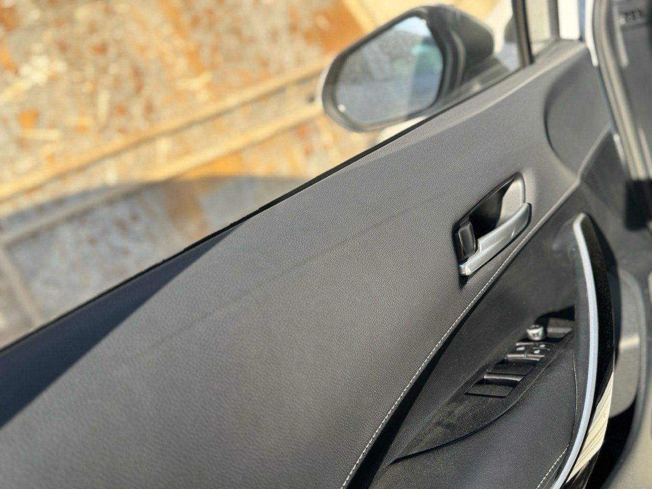 كورلا 2025  زيرو شكل خليجي هايبرد مكينه 1800 علامه سوده HEV  تشحن بنفسها تفويله تمشيك 1050 كيلو   مكفوله كفاله عامه  علامه سوده  

⚡️السنويه باسمي ومثبت الوحات مرقم كامل فقط تحويل ملكيه تكلفك 65 الف عليك  ⚡️

عرض خاص 🔥السعر 23 مليون    دينار 🔥 

عنوان /المنصور الداودي 

المواصفات 
🛜مكينه 1800 هايبرد شحن ذاتي 
🛜سلايت 
🛜كراسي جلد اصلي+ دركة جلد وحياكه  
🛜رادار + تحديد مسار طريق + قيادة ذاتيه 
🛜قرائة علامات الطريق المرورية
🛜بصمة تشغيل + دخول ذكي  يدة الباب
🛜هاندر بريك بصمة + اوتو هولد 
 🛜 بطاين بوب حياكه  مطرز 
🛜كيجات ديجتل 
🛜شاشه مسجل +تبريد بيانو + كامره خلفيه دوارة + كار بلي 
🛜تبريد قطعتين 
🛜لايت زينون عالي ناصي + بروجكتر لد زينون + لد صباحي زينون+ بكلايت لد 
🛜 حساس اطار + حساس مطر + حساس لايت داينمك عالي ناصي اوتو 
🛜ايفو مود + مود درايف + مانع انزلاق 
🛜 تحكم  الستيرن كامل مع كروس سرعه
 🛜ايرباك عدد 10
🛜ويل كب  حجم 16 
***********