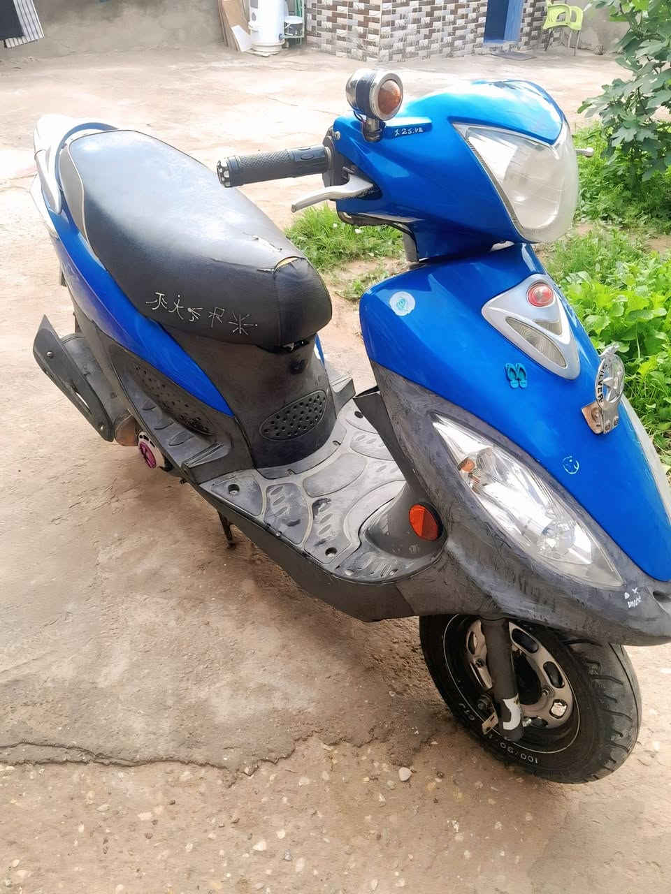 كامكو V2  جاهزه 2015   قبل سبوع طالعه من رمبه لايت زنون ه كيجات اشاير كيلو متر شغال جاهزه من كلشي مكفوله كفاله من الفتح

نريد نشيل واريد ابيعه دراجه حلوه ونضيفه


**إذا كنت صاحب هذا الإعلان وتريد حذفه لأي سبب، رجاءا أرسل رسالة إلى الدعم الفني**