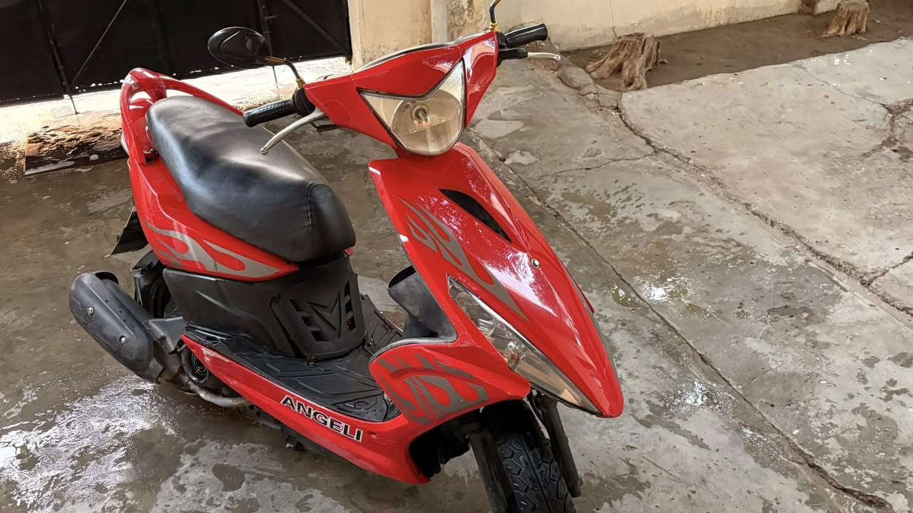 سَلام عليكم
ماكس مضلع 2006 الدراجه نضيفه الى أبعد الحد المكينه مكفوله ما مفتوحه ابد ، الدراجه شلعه ومعدل تخبل تجي تفحص وتشوف بعينك بـ675 وبيها مجال بسيط كلش يعني حك الجية عنواني بصره حي الرساله هاذ رقمي 
***********
