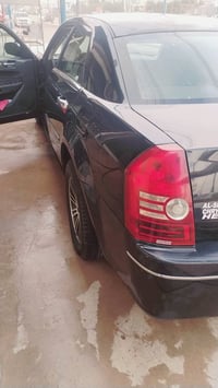 كرايسلر 300 • رقم إنكليزي • اصل