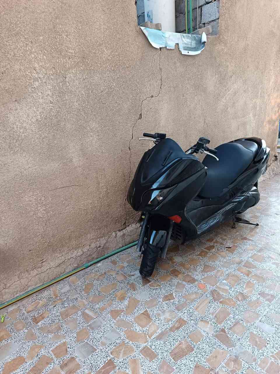فورزه صفر 10 s7 مكينه مكفوله بشرط صوتها مسمعه ٧ كير أربعة تحويلات شلعه معدل فول كهربائيات كلها شغاله تايرات جدد صالنصه رياضي صوتها ناعم الشراي يتصل
*********** السعر مليون 100العنوان بغداد
