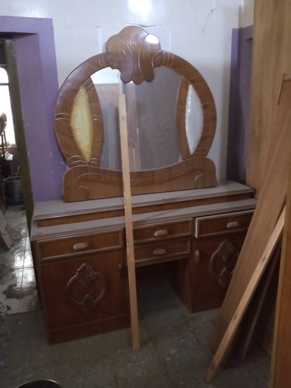 غرفت نوم صاج لبيع نضيفه كلش لبيع الاستفسار ***********
