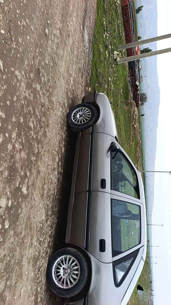 اوپل مودێل 1992بۆ فروشتن رەقەم موبایل ***********  شوێن کەلەکچی بەغ بۆ جوانی گێر عادی تل كيف, نينوى
