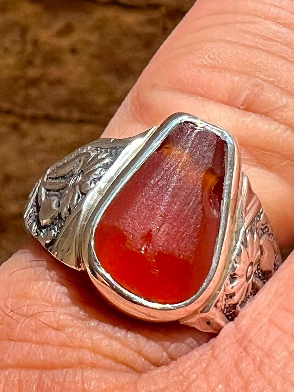دلوه عباسيه يماني قديم صياغه المبدع يوسف العنوان الكوت للاستفسار الاتصال على ***********
