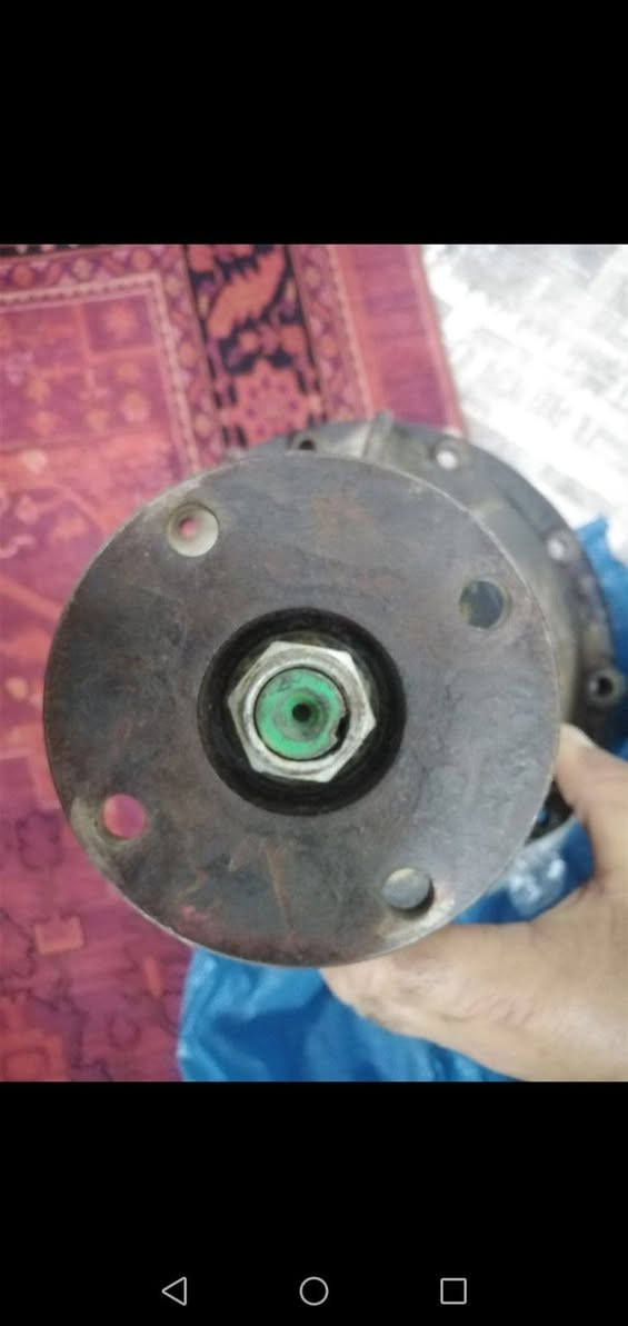 ئەکسلی مۆنیکا بۆفرۆشتن لۆک لۆک
سعری ٤۰۰ دۆلارو مەعمەلە  
***********                   ***********
