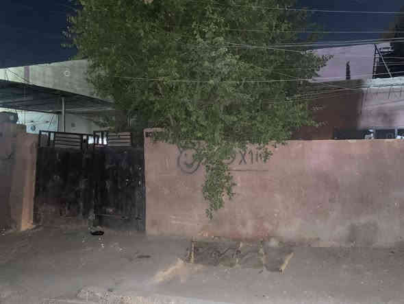 للبيع 
بيت طابو صرف مساحة 
  ٢٠٠متر 
الدوره ابو تشير ***********
