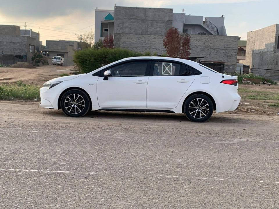 سلام عليكم
كورلا هايبرد  موديل 2025
 فول ماشيه 14الف كفاله عامه من البارد ورصعه وشخط
 السياره بسمي تحويل ثاني يوم       
 السعر 132 ورقة وبيهه مجال بصيط

موبايل  ‪***********‬
