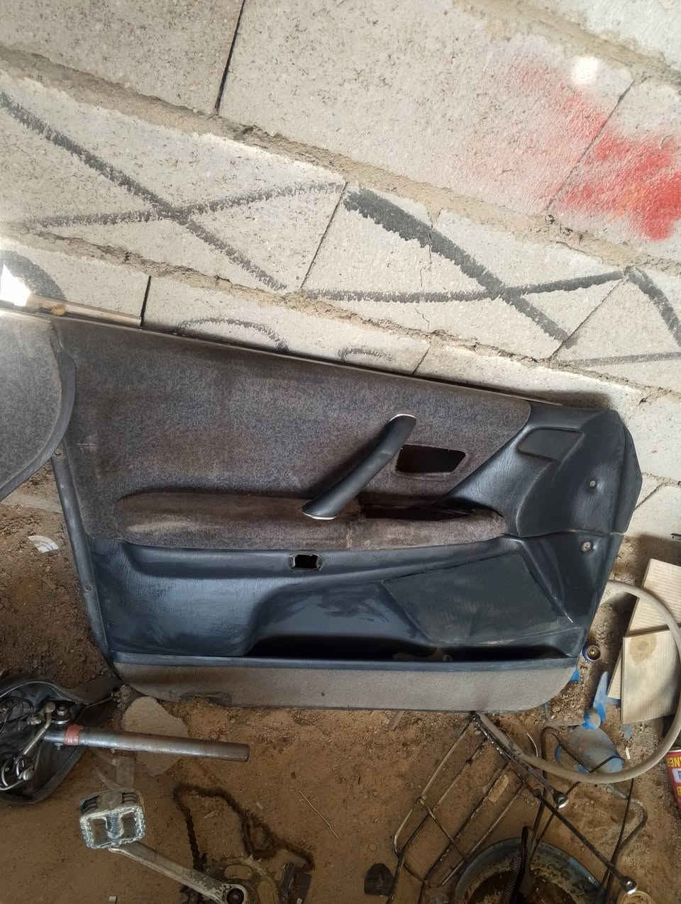 السلام عليكم بطاين تخم مال راس اثور مستخدم نضاف العنوان البصره الزبير الشراي يتصل اوي يراسل السعر مناسب الي يدور رخيص ***********
