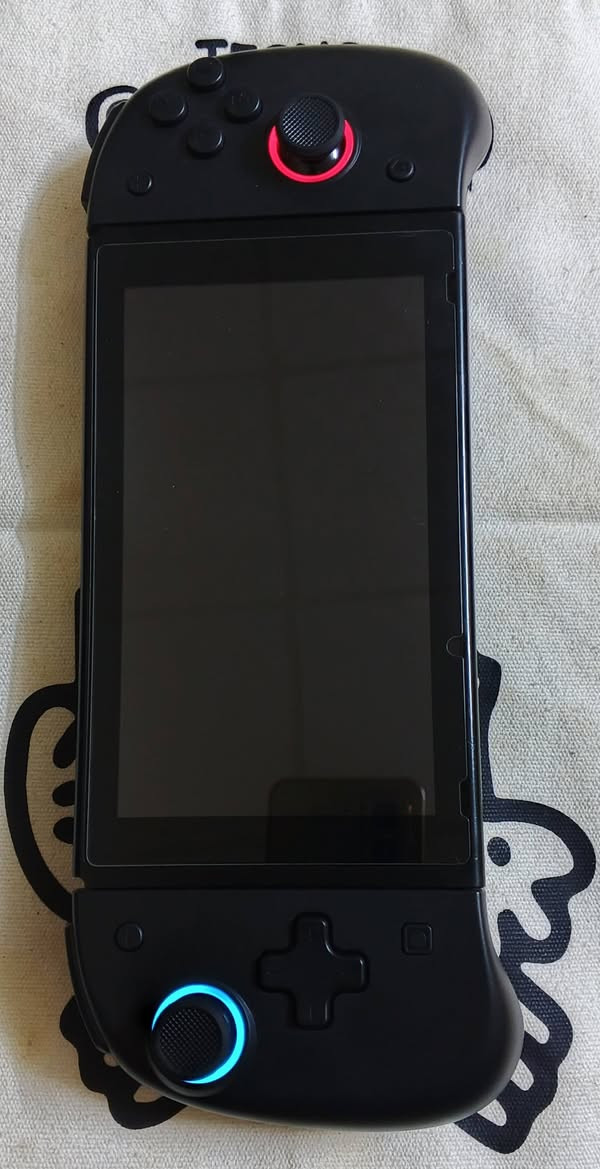 نينتدو سويتش Lcd مهكر قطعة نظامين اخر تحديث  اونلاين و اوفلاين مع ذاكرة 128 كيكا اصلية مليئة بالالعاب (ممكن تحميل الالعاب حسب الطلب) مع الملحقات و جويكونات الجهاز Hall effect مغناطيسية مقاومة للدرافت افضل من الاصليات بكثير و الجهاز مكفول من كافة المشاكل والاعطال 100 بالمئة 
السعر النهائي ٢٧٥ الف 
توصيل بغداد ٥ الاف وباقي المحافظات ٦ الاف 
للتواصل ماسنجر او واتساب او الاتصال
***********
