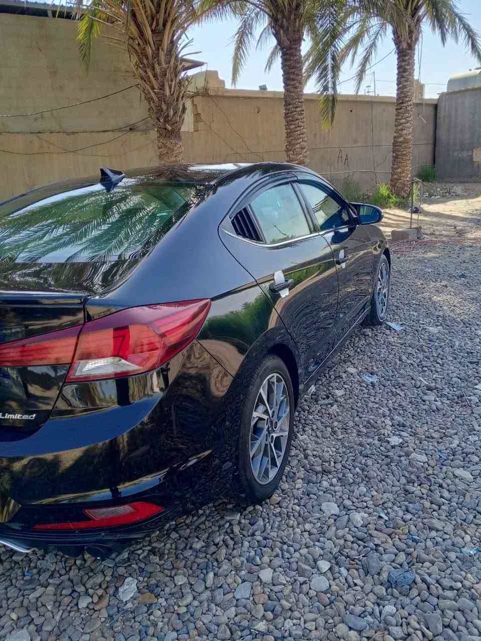 ياالله النترا موديل ٢٠ وارد بصمة تشغيل 3انضمة قيادة مثبت سرعة حساس بريك شاشة بيها ٢قطع فقط بدون دواخل 
المحروسة ماشية٦٣حقيقي بالحقيقة احلى من الصور 
السعر 130$بيها مجال بسيط كلش 
الاستفسار على هذا الرقم ***********
