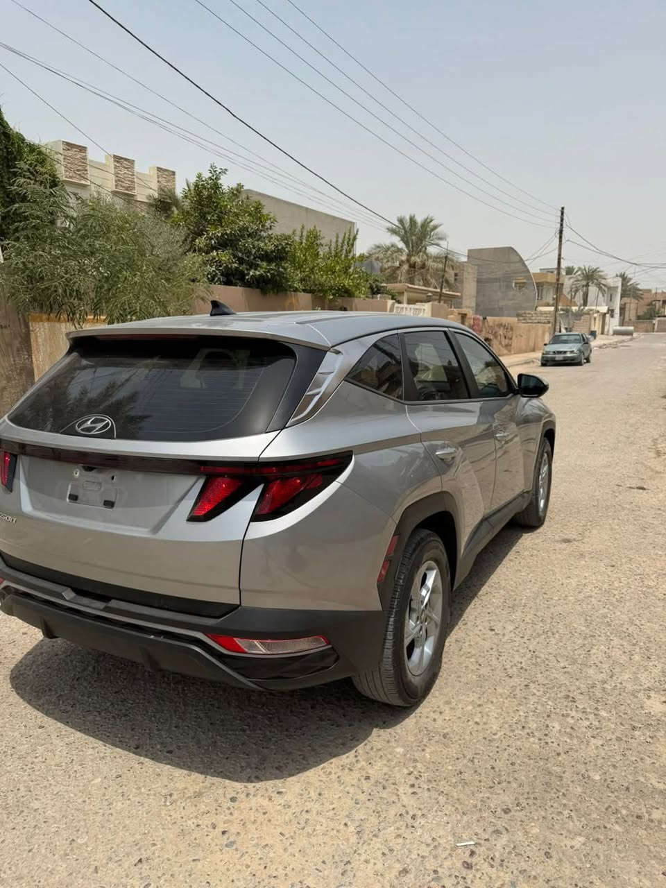 سلام عليكم
توسان وراد امريكي 
حادثه موضح بل صوره بيه صبغ بنيد  فقط 
سياره موصفات عاديه مديل 2024
رقم بغداد تحويل مباشر 
مكان سياره كربلاء 
سعر 185وبيه مجال 
الاتصال ***********
