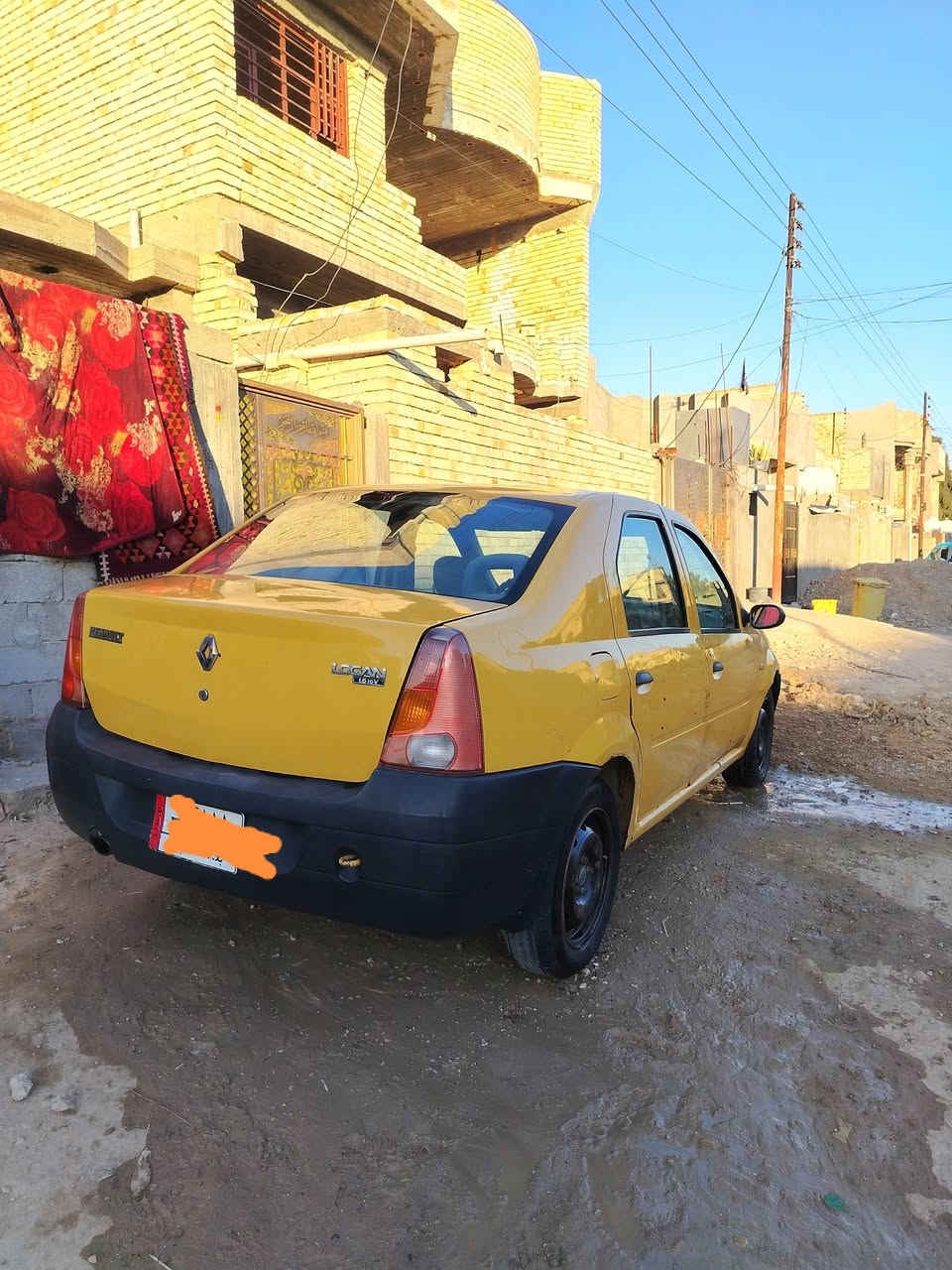 رينو موديل 2009 رقم بغداد بسمي سنويه صاقطه مكينه وكير مكفولات سعر 32 تبريد شغال ***********
