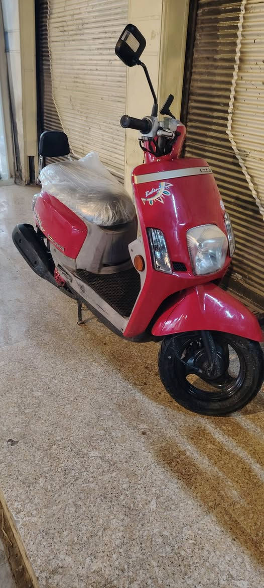 دراجه للبيع ختم واحد كفاله عامه السعر مليون و٢٠٠ دراجه خير من الله ***********
