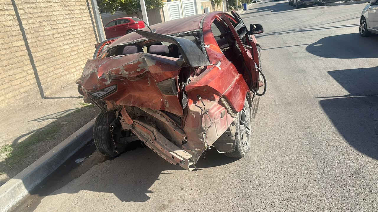 مسيوبيشي لانسر قرش مكينه ٢٤٠٠ رقم بغداد انكليزي الجديد بأسمي السياره ابيعها على وضعها للأستفسار الاتصال على الرقم *********** بي واتس اب وان شاء الله منختلف على السعر
