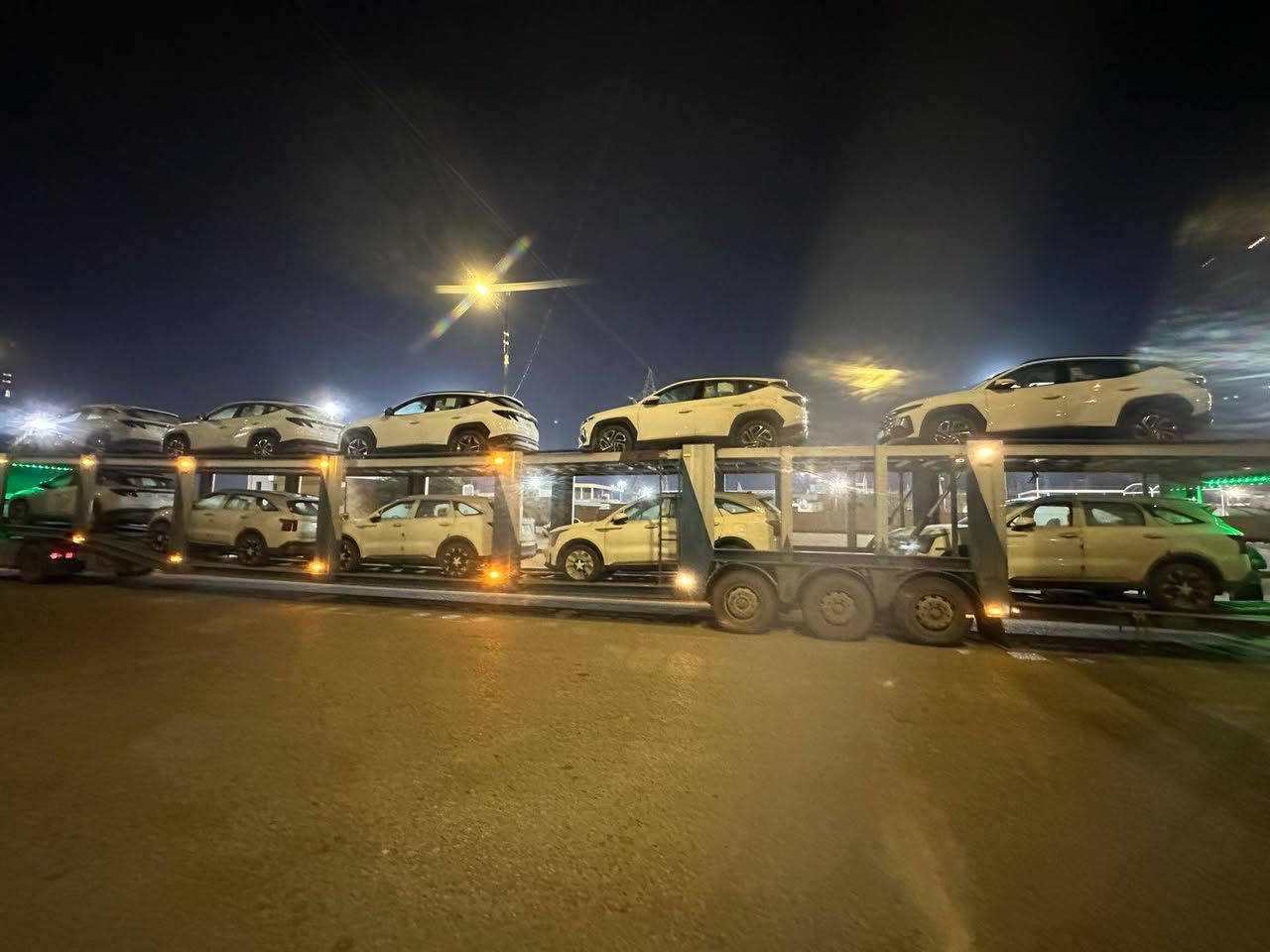 تخفيضات تخفيضات تخفيضات  🔥🔥🔥🔥🔥🔥🔥🔥🔥🔥
يعلن معرض المصطفى  للبيع السيارات الحديثة 

افضل الأسعار  بالسوق على سورنتو ((2025)) ، فول مواصفات 
((علماً ان السيارات كويتي اصلي)) خاضعة لضمان الشركة الدولية العراقية
السعر :(335) 

• الموديل:2025 (خليجي)
• المحرك: 3.5 / 6 سلندر
• الضمان: 5 سنوات أو 100,000 كيلومتر وتبديل دهن مجاني (4)مرات
• اللوحات: مرقم بغداد كامل والسيارة مرقمة با أسمنا حصراً
نتعامل! ( بيع _ شراء _ مراوس _تسليم فوري) 

🚗 مواصفات السيارة بالتفصيل:
🔘 كير ماوس | 🔘 بصمة تشغيل عن بعد
🔘 شاشة GPS متصلة | 🔘 عداد سرعة ديجيتال | 🔘 مقاعد كهربائية (2)
🔘 سايد بريك بصمة وأوتوهولد | 🔘 7 راكب | 🔘 3 قطع تبريد
🔘 لايت وبك لايت LED | 🔘 إنارة داخلية LED | 🔘 ستائر أبواب خلفية
🔘 صندوق كهرباء | 🔘 ويل كب حجم 20| 🔘 شحن وايرلس | 🔘 8 حساسات
ملاحظة // مع هدية ارضيات أصلية 

📞 للحجز والاستفسار:
• الرقم 
• ***********
• ***********

ولا تنسى اذا حبيت تستبدل سيارتك القديمة بسيارة جديدة يتوفر نظام الاستبدال بين القديم والجديد ونحن بخدمتكم 🚘🚙

🚩 العرض الاقوى.. و الكمية محدودة!!
