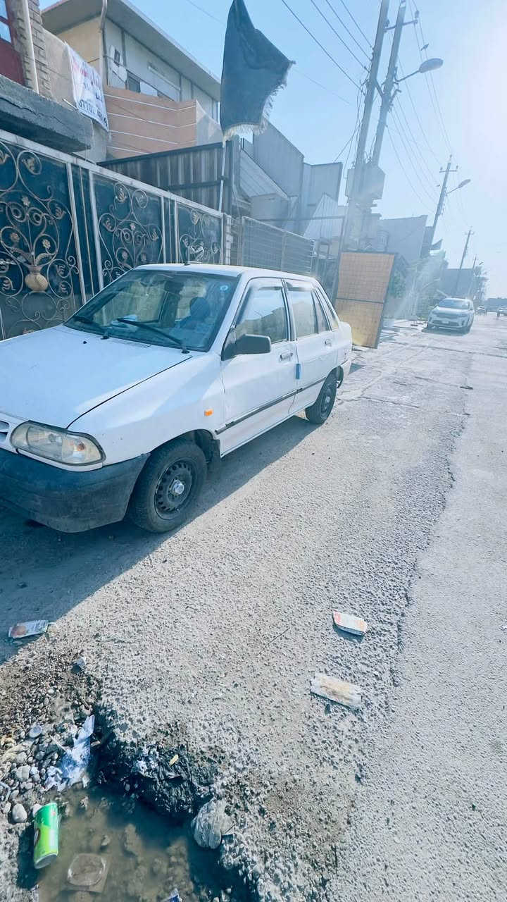 ألسلام عليكم شباب سايبة موديل 2012 سنوية لحد 2031 كفالة عامةشاصي لأفطر ولا تعمير رقمها الجديد نجف دولي بيهة ضربة خفيفة يم البكلايت موضح بل صورة معمر كامل عل بارد ناقصهة بس صبغ مكاني بغداد حي ألعامل لأستفسار ***********
