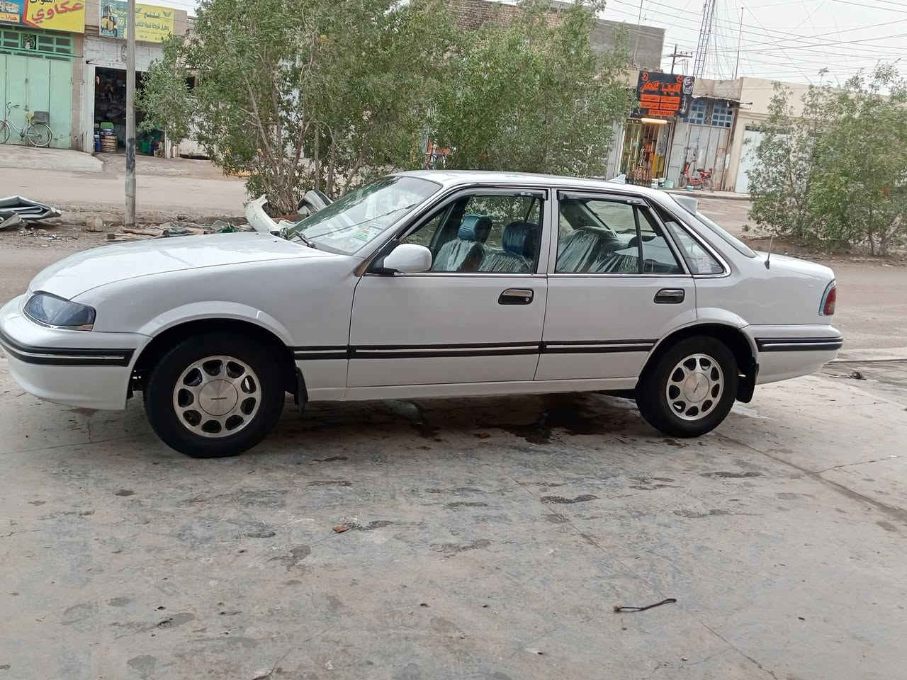 السلام عليكم دايو برنس موديل
1995 بسمي سنويه لل28 جديده جامه جديده 
 محرك كير جديد داخل
 صاج بطاين جدد كهربائيات شغاله مابيها اي نقص مصبوغه حزام للجماليه فقط مابيها اي ضربه او تبديل التبريد نقص كمبريسر فقط
منضومه كامله فان كله شغال 
جام سنترللك شغال تخم تاير باتري جديد ترايك وين متريد ناعمه 
سبير جديد تخم ويلكب مجلي 
السياره جاهزه من كلشي ادامه كامله فيتبم نوزل كلاصات بلكات فلاتر
 جديد صدر امامي خلفي جديد
السعر 42  وبيها مجال
شواصي جدد
العنوان بغداد
الهاتف *********** اثير 
 الهاتف ‏‪***********‬‏ كورك
