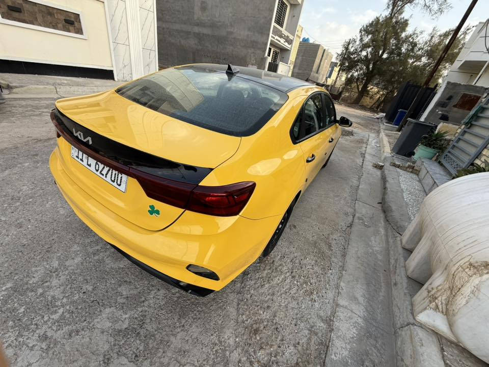 السلام عليكم
السعر (158)

فورتي              (بيع فقط)
موديل 24مريكي   بغداد

سنويه لل2030

السياره ماشيه ٢٥ الف فقط
حادثه مثل مموضح 
بدون تبديل بدون دواخل
بدون ايرباك
المواصفات نص

كامره خلفيه

 تحديد مسار + نقطة عمياء+سياقه ذاتيه تحسس ازدحامات
مانع انزلاق 

ورادار امامي
شاشة  كبيرة تدعم كار بلي واندرويد اوتو + شاشه اعطال 
ثلاثة انظمة قيادة 
تحكم ستيرن كامل 
كروز سرعة 
دشبول دجتل وعربي 

محرك 2000  دوش 

تخم تاير ويل جدد 

اسياره علئ البلاد حجره ممشويل اي كلوب بيه ممشتغل 
سياره جهازه وصفاحها موس وكبل للشارع وجديده بالعافيه علئ الي ياخذها

عنوان بغداد
الدورة
حي دجلة

***********
