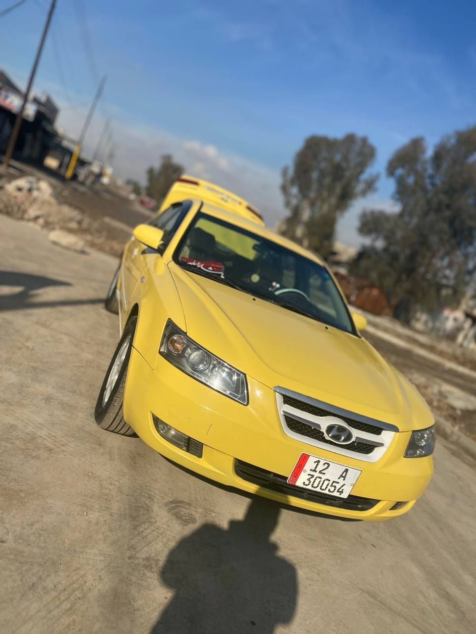 سوناتا 2008
كير عادي مكينة 2000
هيئة وغرامات صفر 
رقم وهزة جديد 
كابون بانزين بيها
صفحة النفر بيها معجون بدون دواخل 
السعر 88 وبيها مجال 
رقم الهاتف ***********
                ***********
