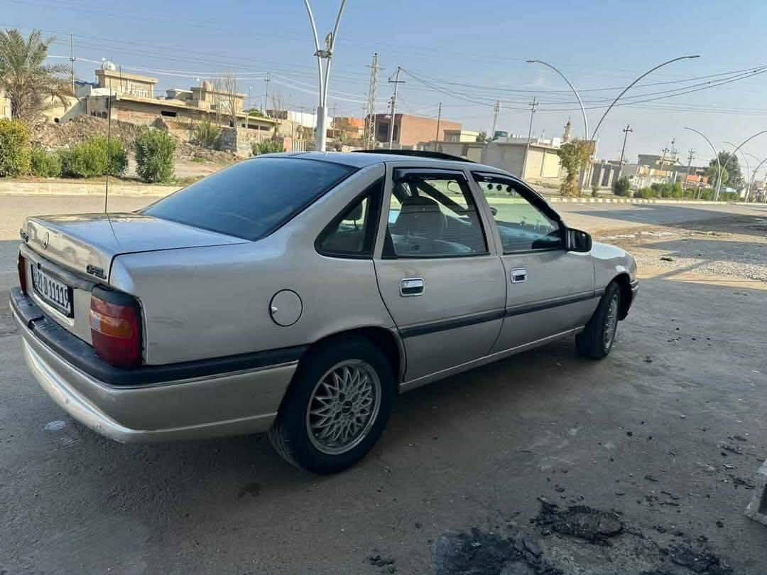 اوبل فكترا موديل  1993
كير اوتماتيك محرك 20 
رقم مميز
رقم سليمانيه مميز بسمي  سنويه صار اقل من شهر سقطط
بدون ضربه ولا تبديل ولا خياس 
هلالات  بلاد وضع شريكه 
قاعده  دبل بلاد
صدر اربع تايرات جديد
سياره كل جسمه عل بلاد 
سعر  40$ ييه مجال بسيط 
اي استفسار 
*********** كركوك, العراق
