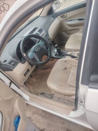 بي واي دي F3 • ٢٠١٥ • كير عادي