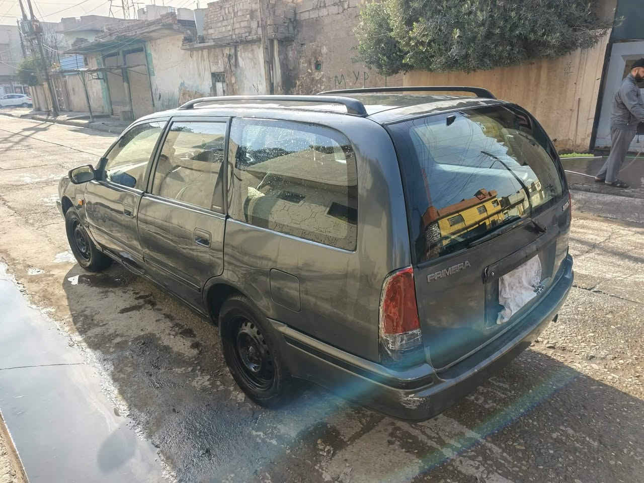 سيارة نيسان بريمر استيشن موديل ٩١ شرعي موجود السنوية ضايعة مقلوب صبغ عام كابون بنزين ما بيها ٢٧ ورقة بيها مجال للتواصل ***********
