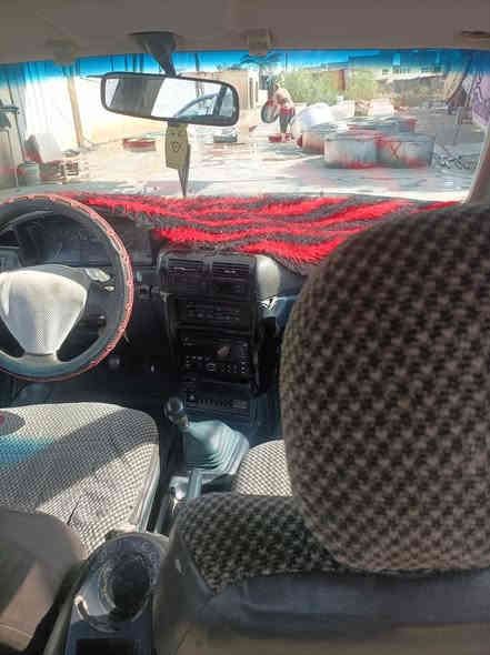 سيفيا  مديل 93رقم ديالى نكليزي  سنويه الحد 29 كير محرك صدر. مكفول  تايرات  نضاف  سياره ناعمه ترايك 140   مكاني ديالى دلي عباس  السعر 25وبيه مجال ***********
