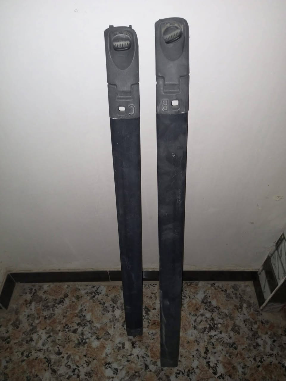 سلام عليكم غراض تفصيخ  للبيع
ترايش دورنكو اصليات شرط سعرهن. 140 

جك دورنكو شرط اصلي وفره مامفتر ب100
دوسه دورنكو جهه سايق من مديل 21 الئ 24 سعره 140 اصليه شرط 
مكاني ناصريهاللاستفسار ***********
