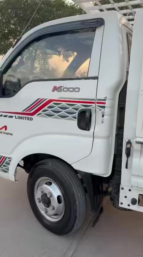 كيا حمل 2010
حجم المكينه 4000 فحل 

بيها نصف باب السائق صبغ فقط

صدر أمامي وخلفي جديد 

تبريد شغال ثلج

السياره من الدعاميه للدعاميه شغال

السعر 110 ورقه

للتواصل وأتساب رقم صاحب السيارة ***********
