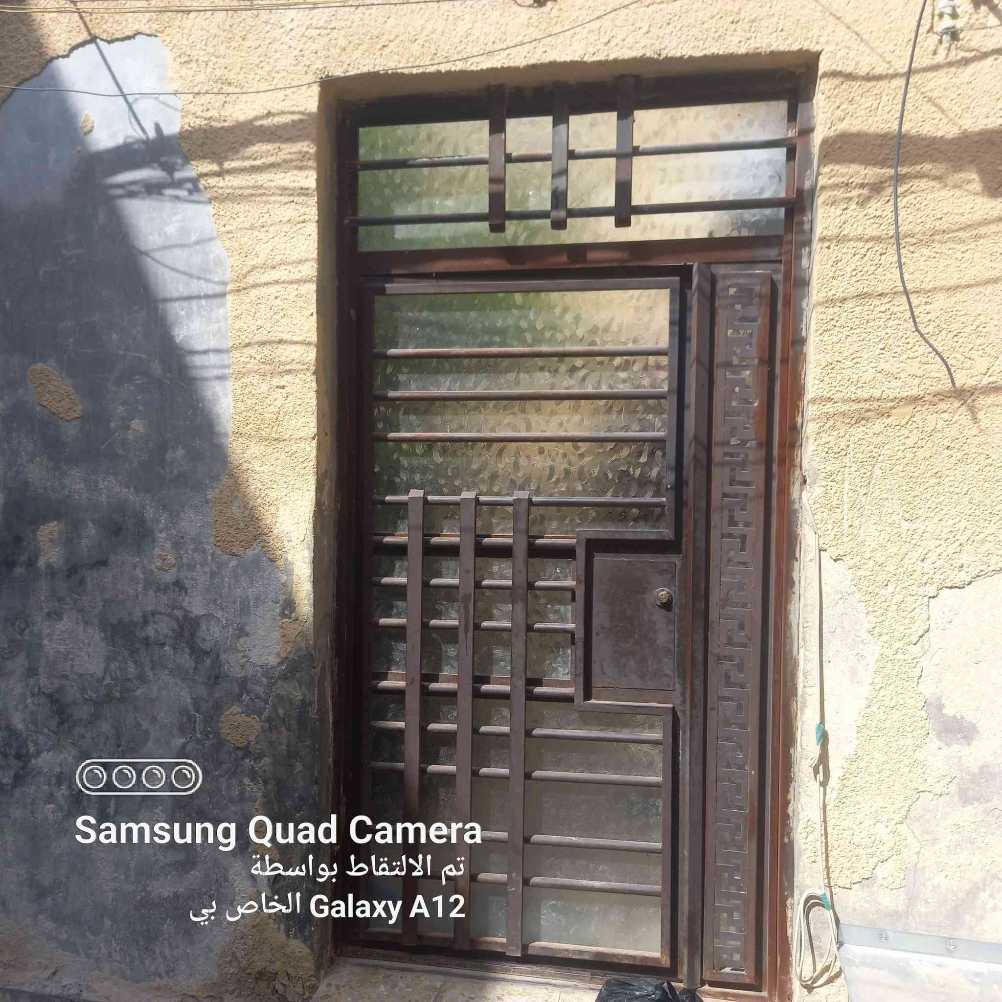 دارين للبيع ملك صرف في محلة الدوريين شارع ٦ مدخل القيصريه المقابله لشركة العذاري اول ماتدخل القيصريه اول بيت من اليمين ومساحته ٩٩م و٦٠سم  وبه مؤجر واول بيت من اليسار ومساحته ١٠٣م بيت قديم فارغ عبارة عن أرض للبيع حسب اسعار المنطقه والمزيد الاتصال بالرقم *********** ومتواجد ع الفيس..
