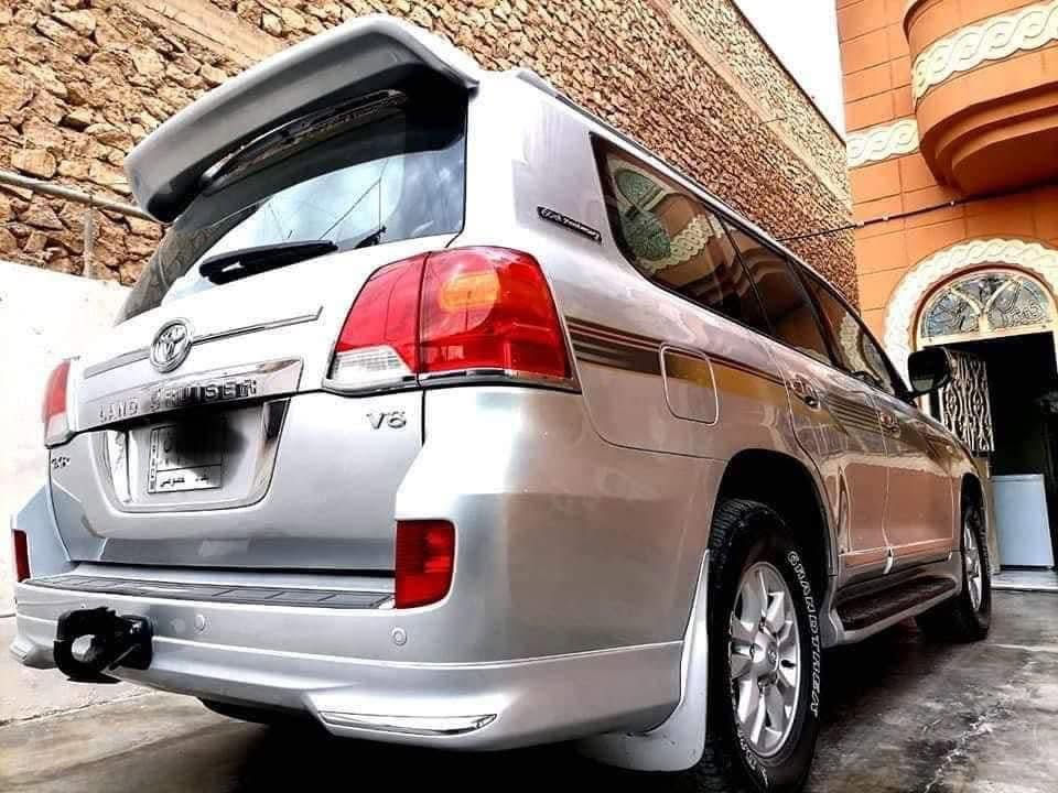 السلام عليكم لاندكروز2010 خليجي محدث 2015 مكفوله بيها فقط نص جاملغ بارد الامامي الايمن سونار موجود بالمنشور رقم بغداد 
(***********)واتساب (***********)
