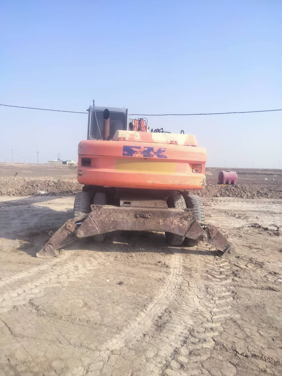 السلام عليكم
حفاره هيتاشي مديل 2009رقم بصره للاستفسار التواصل مع الرقم  ***********
