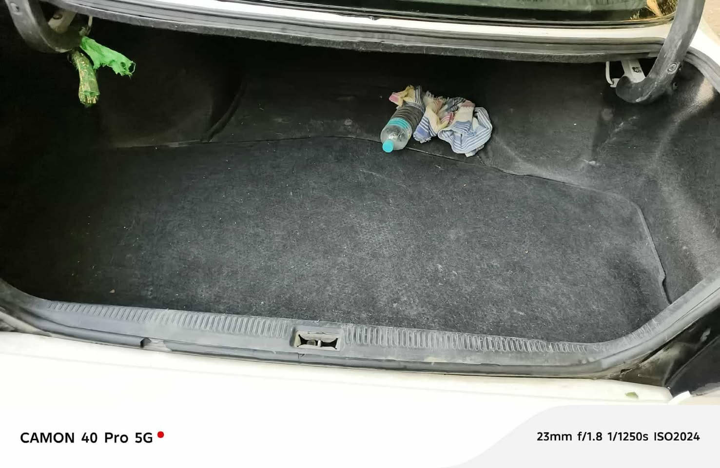 سلام عليكم 
مالكه البيع ✅
موديل 2001✅
صدفي ✅
رقم  انكليزي نجف تحويل ثاني يوم ✅
محرك ديفور الكبير ✅
اربع دكم ✅
ساصي 75✅
شاشات ترحيب ✅
سبير بلاد ✅
لايت زنون ✅
ويل ابو النجمه ✅
تحكم ستيرن ✅
مثبت سرعه ✅
برده بلاد ✅
تبريد ثلج 🥶✅
كشنات كهربائيّ ✅
دواخل مخمل ✅
تحكم خالفي ✅
مكفواله كفاله عامه✅
السعر 150وبيه مجال✅
المكان نجف ✅
***********
