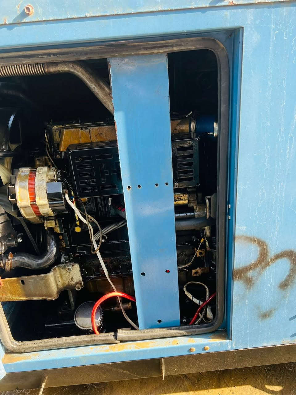 #جديدنا 
نوع المحرك: ينمر ياباني 4بستم  
التوليد :20KVA : كيفي 
كاتم غدار نسبة الكتم 90%‎
مع سسستم بروتكشن كامل للحمايه ونظام اوتو Ato
***********
***********
العنوان:بابل
