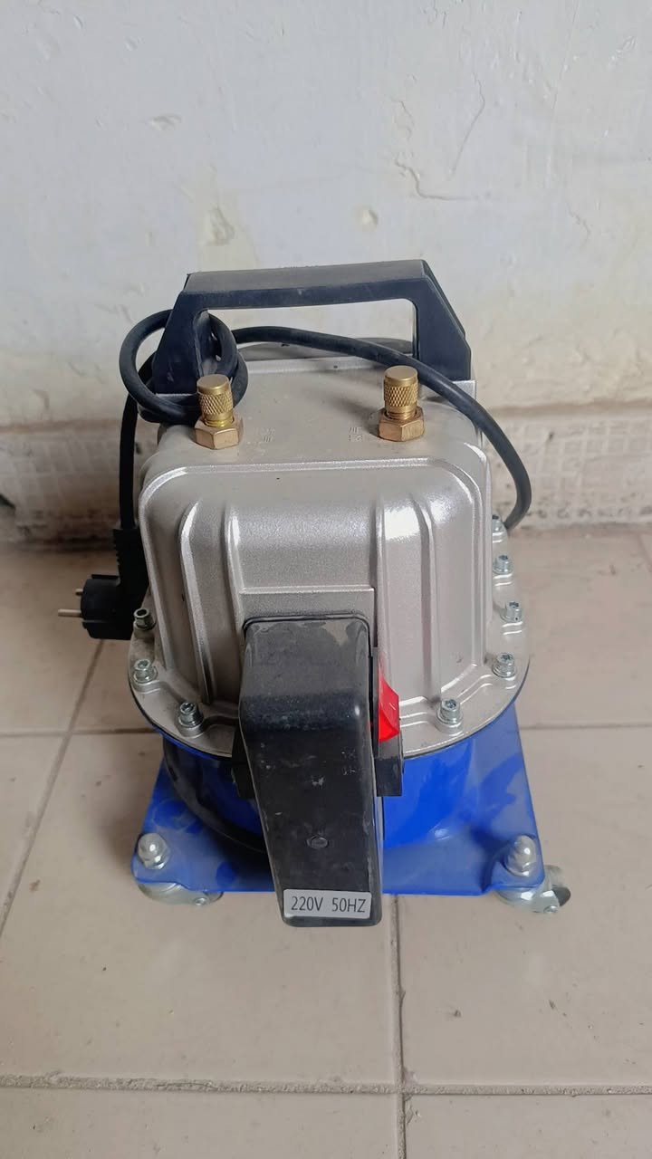 السلام عليكم عندي اغراض مال الي يشدون سبالت ويفتحون استخدام قليل. الحبيبيه شارع السجه قرب افران سلام ***********
