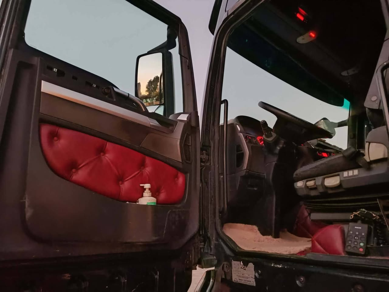 سلام عليكم مان سنكل امامي رقم سليمانية موديل 2008 حجم محرك480 گير أوتوماتيك ه‍اڤ مربوطه فلات بسنوية حاضر للفصح بس الرأس للبيع☎️***********
