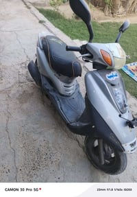 دراجه بريز للبيع نضيفه  السعر 950 بيه مجال لل استفسار ‏‪07723875657‬‏