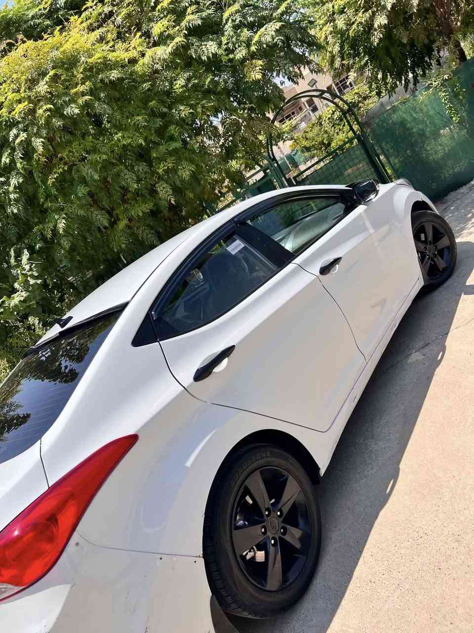 هۆندا ئەلەنترا 
مۆدێل /2012
144 هەزار رۆیشتوە 
2پارچەو کەمێک ساردەکوتی هەیە 
مەکینەی 16یە 
سەنەوی تا 2030
وە تەزرە کوتێکی زۆر کەمی هەیە 
نرخ/ 102وەرەقە 
رەقەم مۆبایل /2829 061  0750
شوێن/ شەقلاوە


**إذا كنت صاحب هذا الإعلان وتريد حذفه لأي سبب، رجاءا أرسل رسالة إلى الدعم الفني**