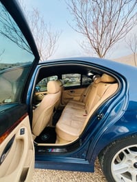 بي ام دبليو ٥ • ٢٠٠٠ • ٥٣٠٠٠٠ كم