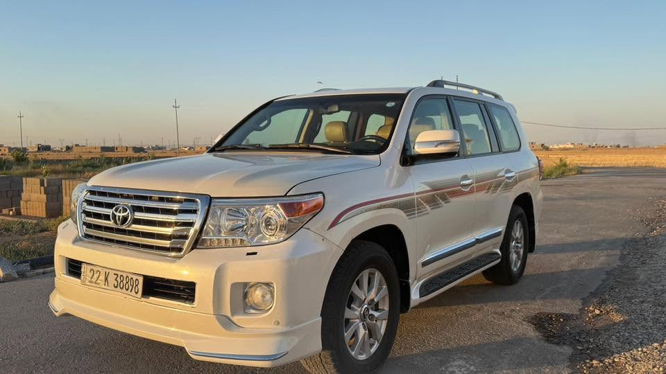 للبيع | تويوتا لاندكروزر GXR موديل 2012 بريم
🚘 المواصفات:

* موديل: 2012
* الفئة: GXR
* المحرك: 6 سلندر
* المسافة المقطوعة: 330 ألف كم
* فتحة سقف
* شاشة
* كاميرا خلفية
* حساسات
* مقاعد جلد كهربائية
*رقم التواصل ***********
حالة السيارة: مكفولة كفالة عامة
الملاحظات: توجد رصعات (ضربات برد) خفيفة جدًا في بعض الأماكن، يتراوح حجمها بين نحو 1–2 سم (بمقدار إصبع إلى إصبعين)، وموضحه اماكنها في الصور
