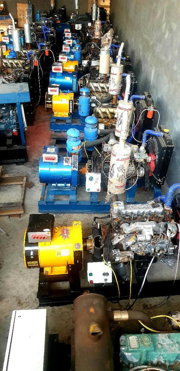 تعلن شركة الساير 
مولدات دايو كوري ٤سلندر ٣٠ كيفي #السعر١٦ورقه 
مولدات سامسونك كوري ٤ سلندر ٣٠ كيفي #السعر١٦ورقه 
مولدات ينمر ياباني ٤ سلندر توليد ٣٠ كيفي #السعر١٦ورقه 
مولدات ازوره ياباني ٤سلندر توليد ٣٠ كيفي #السعر١٦ورقه 
العنوان بابل ناحية الشوملي قرب الدفاع المدني
***********
