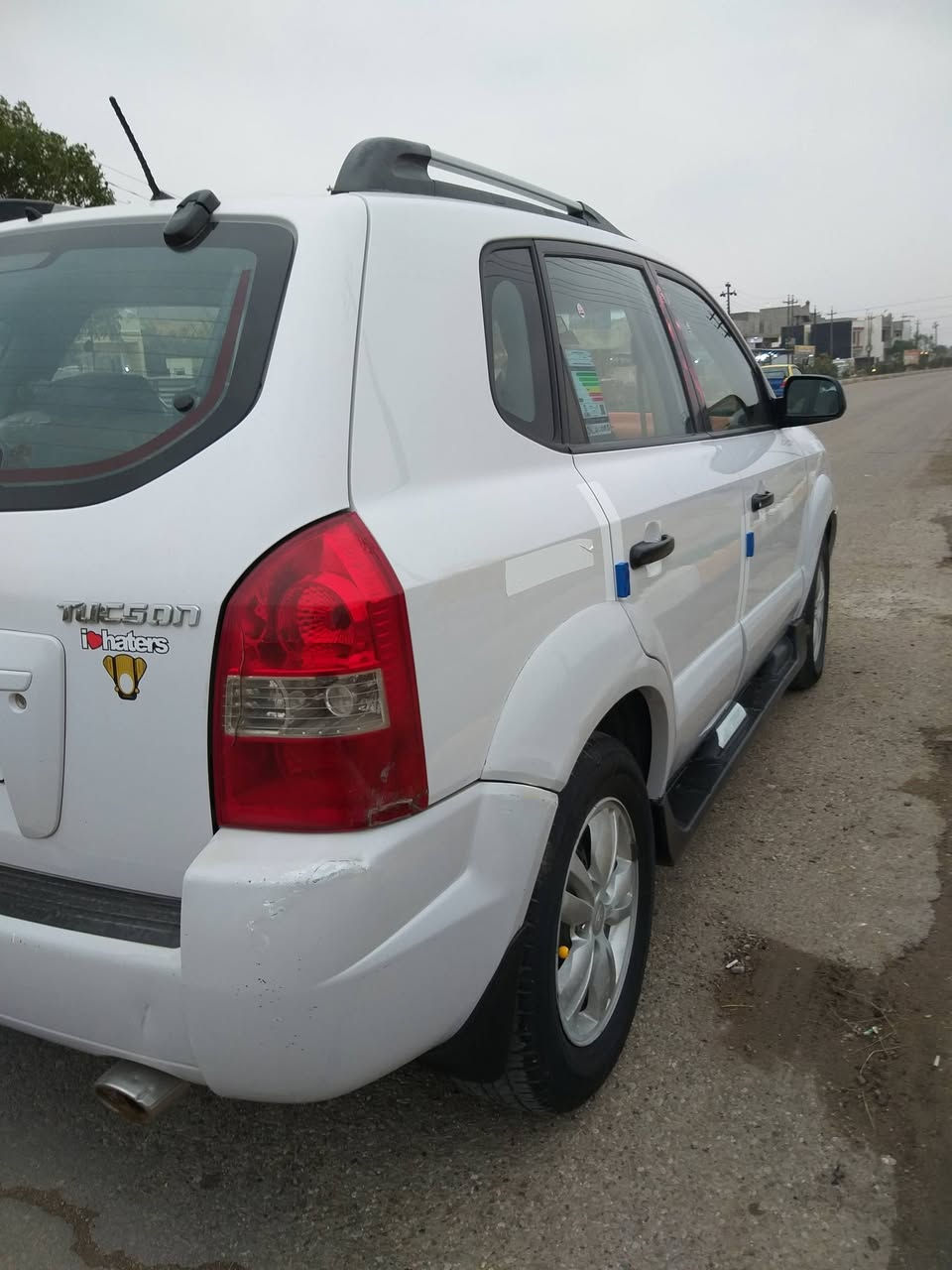 توسان 2010. كفالة عامة.  باسمي.خليجي تبريد تدفئة.   سيارة جديدة ماشية 164. سونارين بالصور.  السعر 128. مكان السيارة بعقوبة المركز ت***********.  السيارة احلى من الصور
