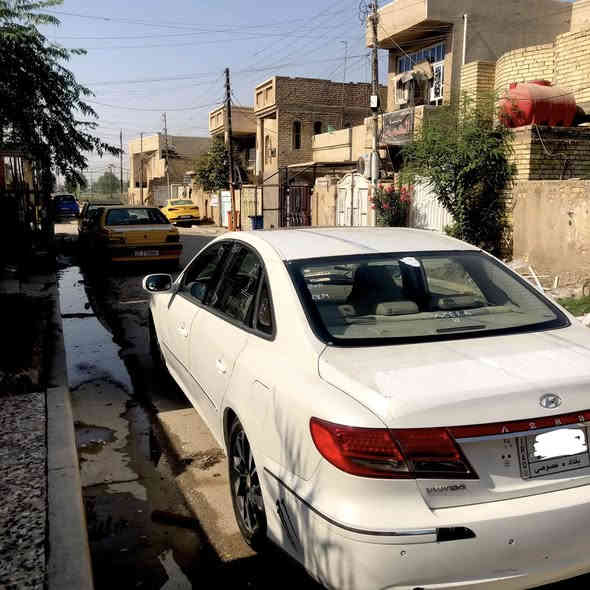 ازيرا
ازيرا 2011 
سياره كير و محرك مكفولات
تحكم مري وتحكم كشنات 
تبريد قطعتين سلايد روف طكتين
ويل كب17 رياضي  تخم تاير جديد
السياره ابيعه احازم بيه جاملغ عكس باب السايق
وطخات تجي وتشوف. دواخل نضيفه شاشه بيه
سياره كامله نقصه بس تبريد
سعره 112 وبيه مجال بسيط
مكاني بغداد الحسينيه متواجد مسنجر
***********
