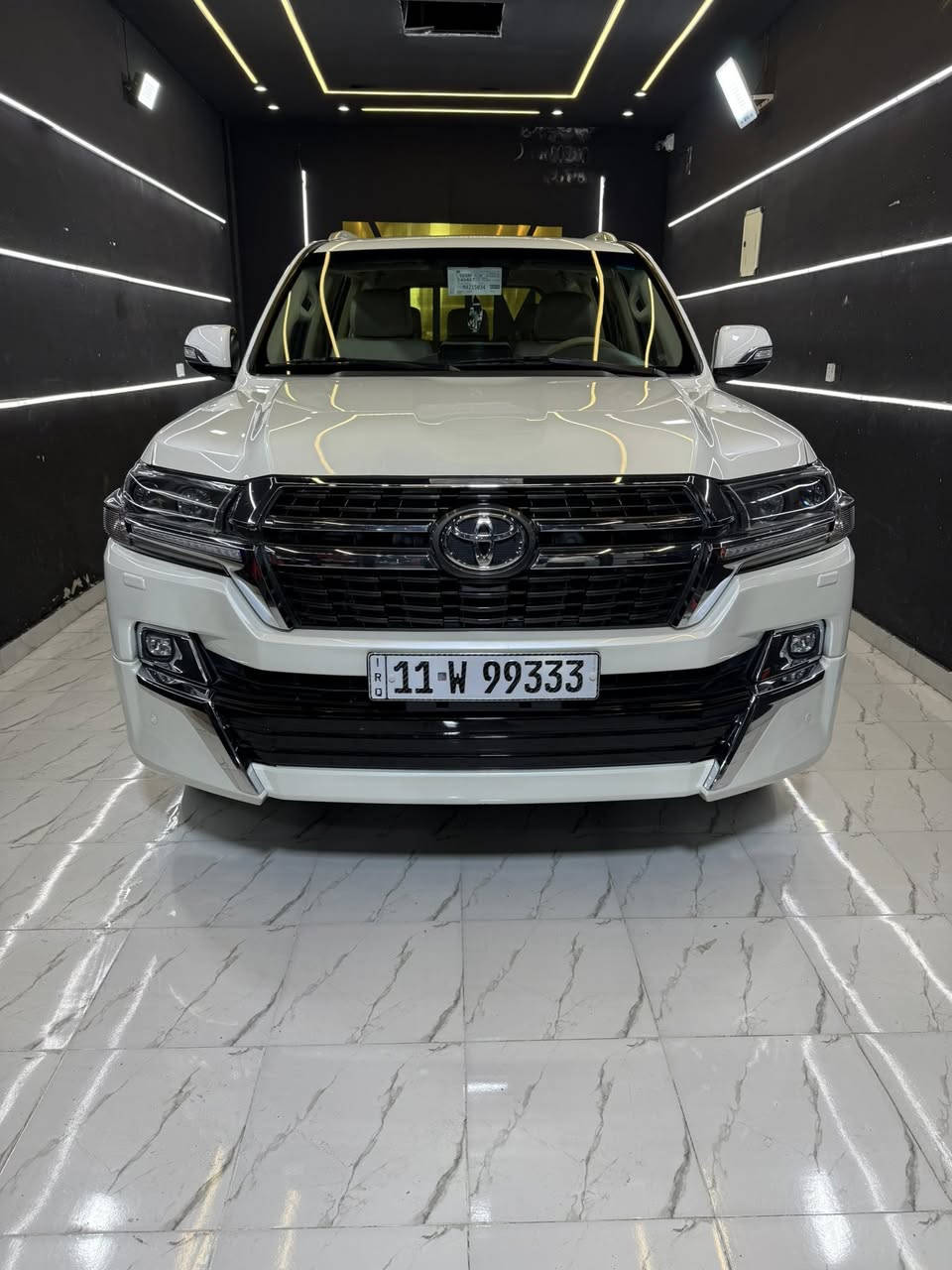 السلام عليكم

… لاندكروزر  VXR مكينه 5700 للبيع موديل 2021. مواصفات معروفه .كشنين كهرباء 3 طكات جنطه كهرباء .فئه ساز ماشيه 87 الف حقيقي. 

#السعر57 الف 
وبيها مجال 
المكان بغداد

رقم الهاتف 

‭***********‬
