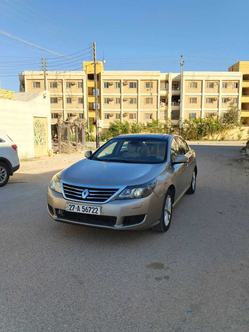 سياره رينو سافران مديل 2013 سياره مكفوله من الضربه والكلبه والكص والصبغ والخياس والتبديل والعيب الشرعي مكينه وكير كامري مكفولات
مواصفاتها فول 1/1
مكينه 4سلندر 2000
كشنات كهربائي 
بصمه 
قماره بني رامه 
تبريد قطعتين 
امريا شفط 
تبريد+تدفئه 
شاشه 
مضخمات DJ
دواخل صاج
اشاير مريا 
تحكم استيرن جهتين 
منضومة زنون
سنتر لوك
3بردات بلاد
ويل كب 
تخم تاير 
حداديه 90%
سياره جاهزه اي نقص مابيه رقم ذي قار انكليزي سنويه 29مشروع وطني سعره 68 مكانه ذي قار المركز 
***********
