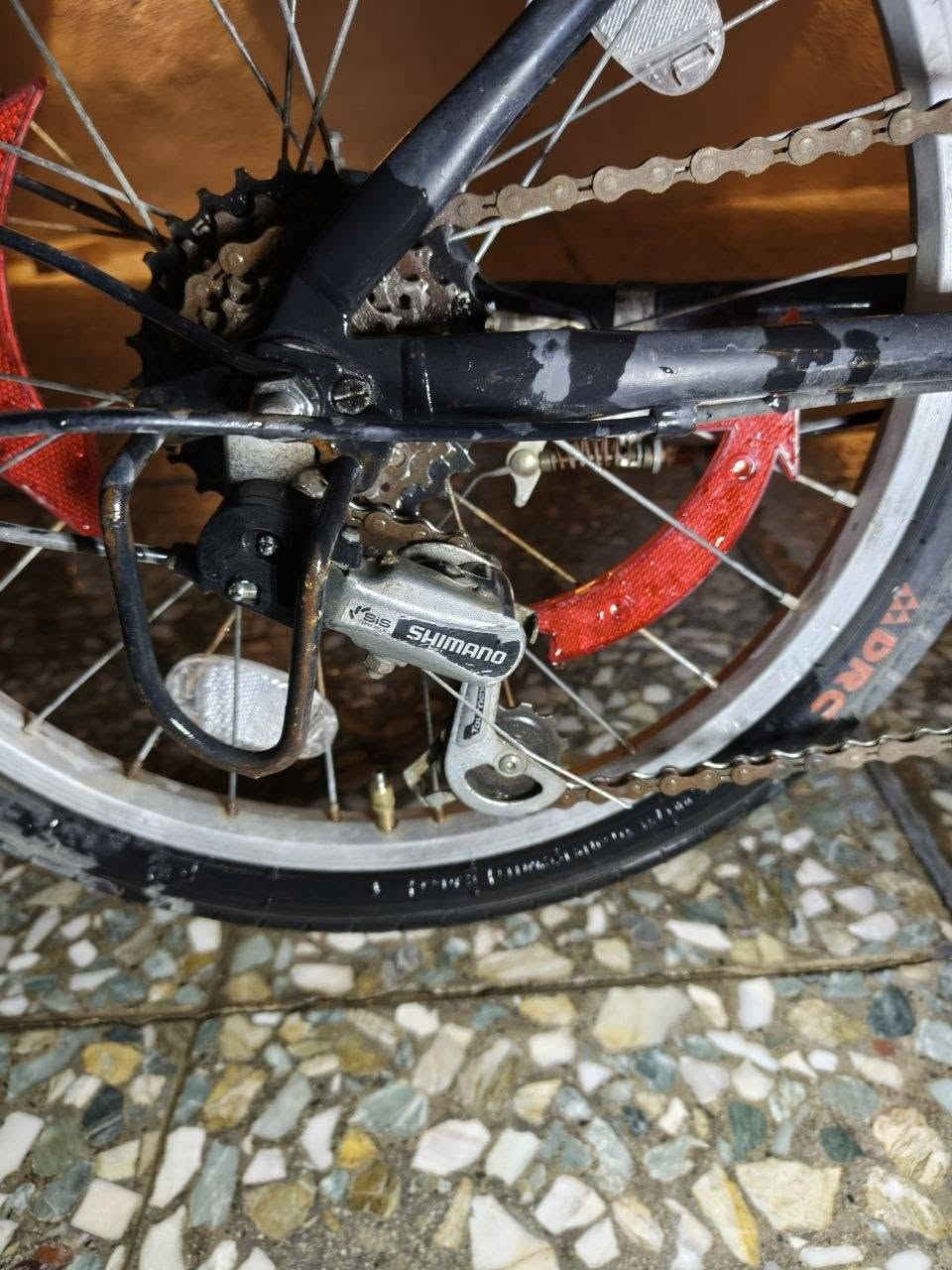 السلام عليكم بايسكل ياباني للبيع 🚲 
الشركه:THFIFT
الحجم:20
الكير:7 نمرات
السعر:80الف دينار و بي مجال
الرقم: ***********
للتواصل واتساب فقط
