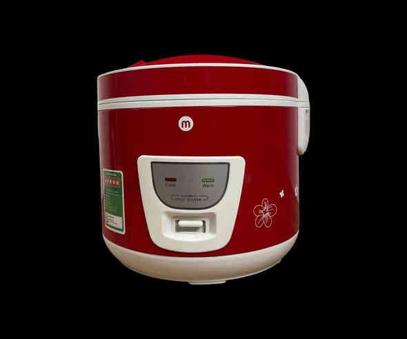 ✨ قدر طبخ الأرز الكهربائي – MISHIO MK-22 ✨
أرز مثالي كل مرة… بدون جهد وبدون مراقبة! 🍚🔥

قدَر عملي بسعة 1.8 لتر يكفي حتى 6 أشخاص، مناسب للعائلات ويمنحك طهي متوازن بفضل قدرته 700 واط والوعاء الداخلي بتيفلون غير لاصق باللون الذهبي، الذي يمنع الالتصاق ويسهّل التنظيف.

مميزاته باختصار:
• سعة 1.8L عائلية
• قدرة 700W وتوزيع حرارة متساوٍ
• وعاء تيفلون ذهبي غير لاصق
• غطاء محكم مع فتحة بخار
• زر تشغيل واحد + مؤشري ضوء
• وظيفة الحفاظ على السخونة تلقائيًا
• تصميم أنيق متين وآمن في الاستخدام

السعر: 40,000 دينار فقط
للطلب والاستفسار: *********** 📞

✨ قدر واحد… وراحة طبخ يومية! 🍚�
