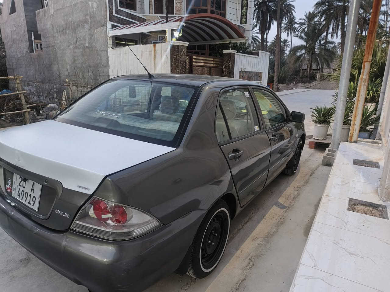 لانسر ٢٠١٠ ....  ١٦٠٠ رقم ديالى بسمي  هزة سنوية جدد ضرره جاملغ خلفي أيسر مصبوغه كله جمالية اثر جراد سعر  70  مكانه ديالى بعقوبة للاتصال  ***********
